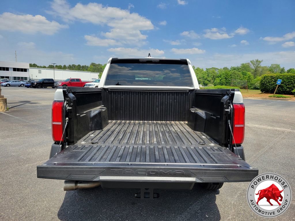 Used 2024 Toyota Tacoma SR AWD/4WD image 14