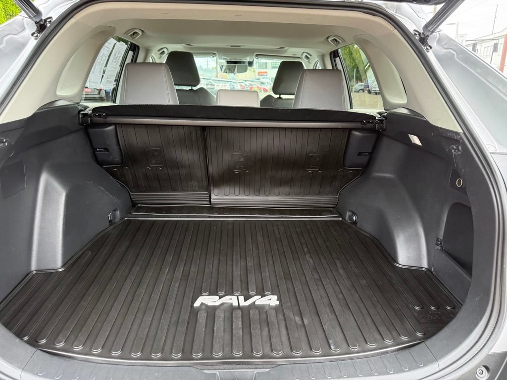 Certified 2023 Toyota RAV4 XLE Premium AWD/4WD image 10