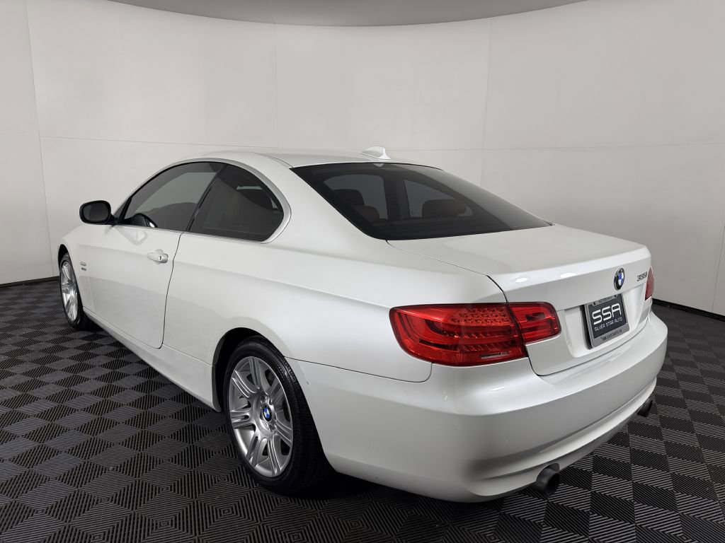 Used 2012 BMW 335i xDrive Coupe AWD/4WD image 8