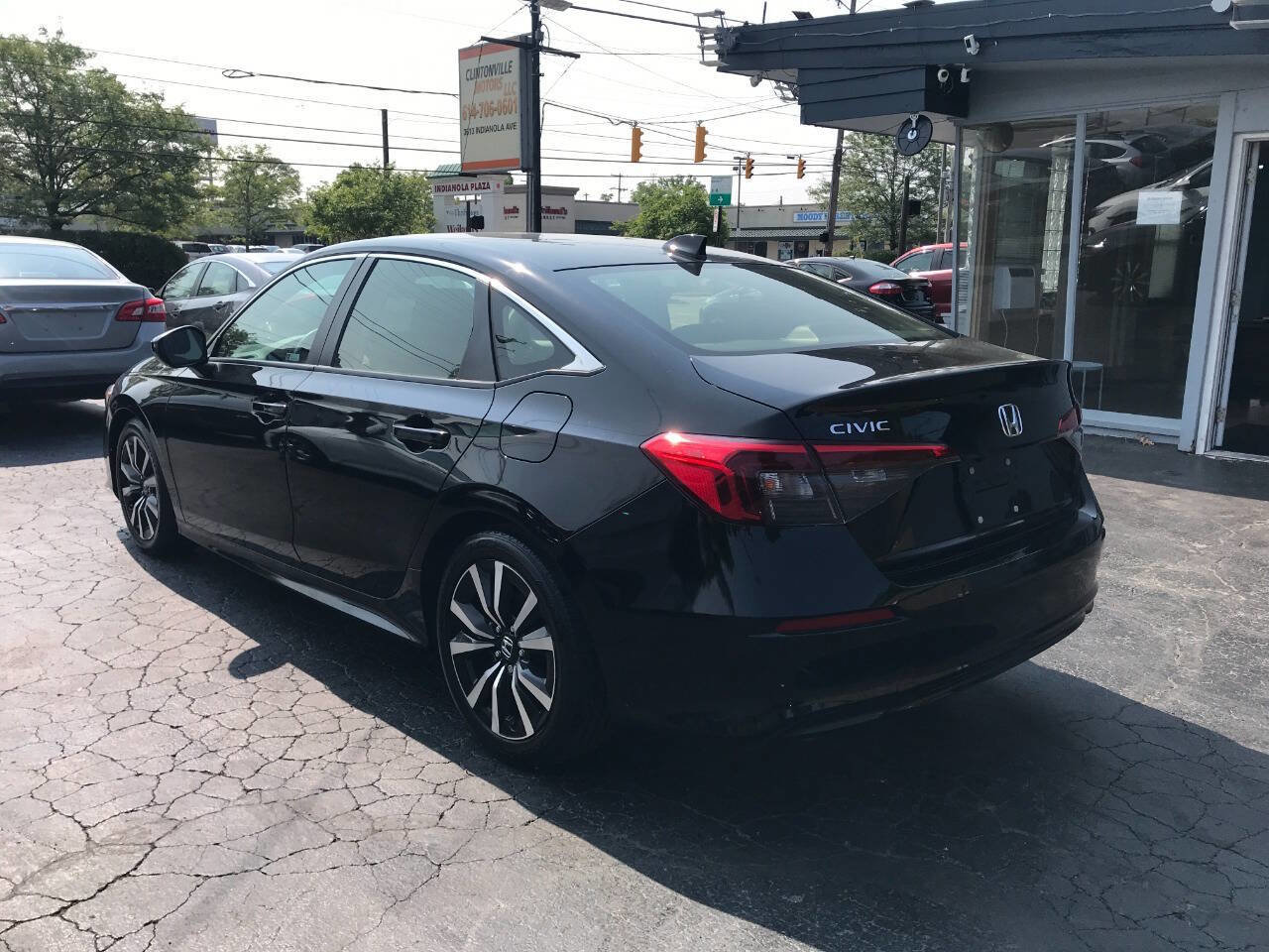 Used 2022 Honda Civic EX image 5