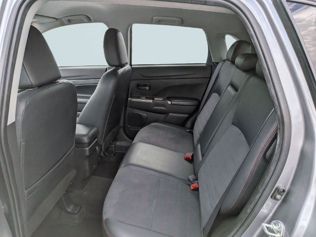 Used 2024 Mitsubishi Outlander Sport SE AWD/4WD image 13