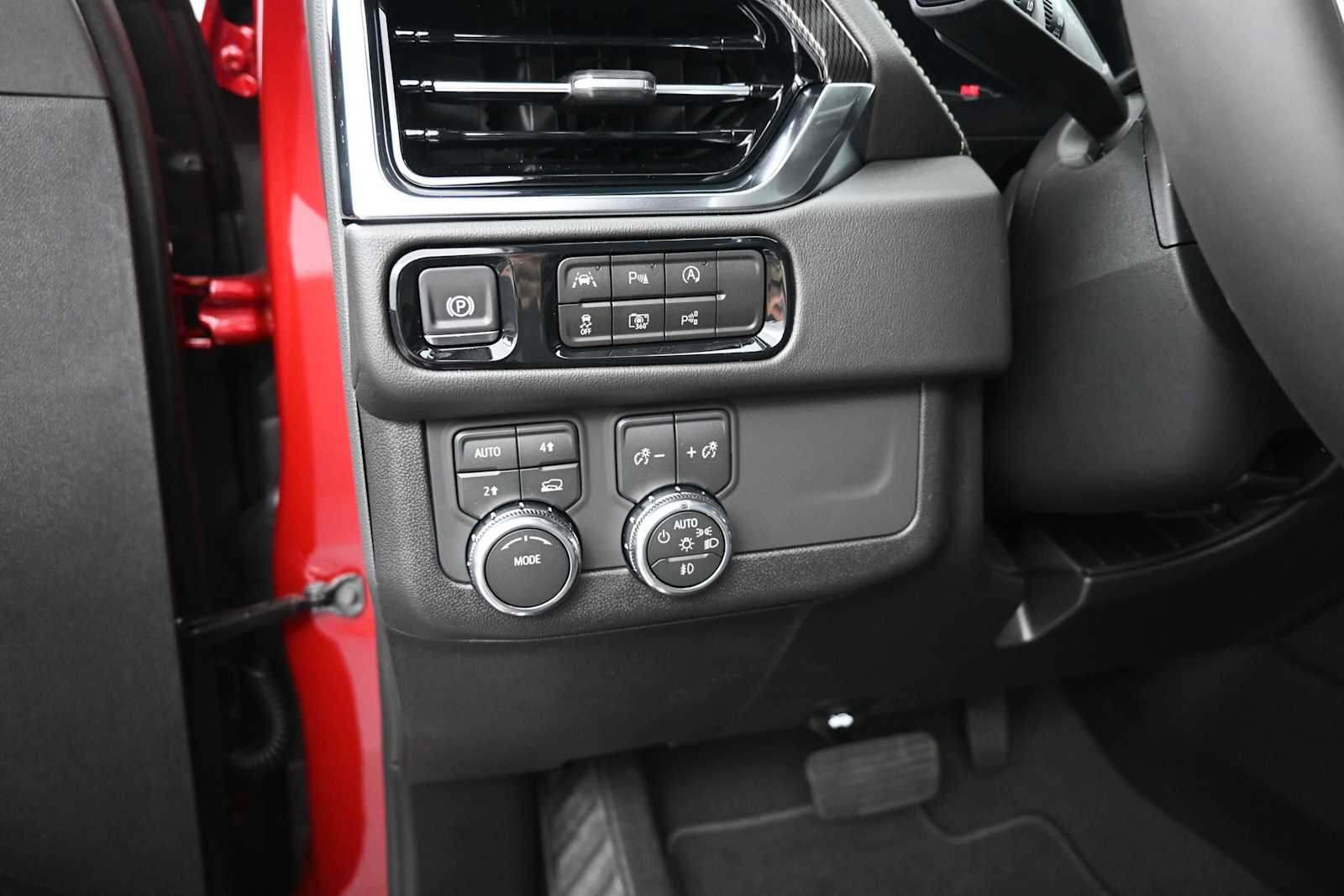 New 2026 GMC Yukon Elevation AWD/4WD image 10