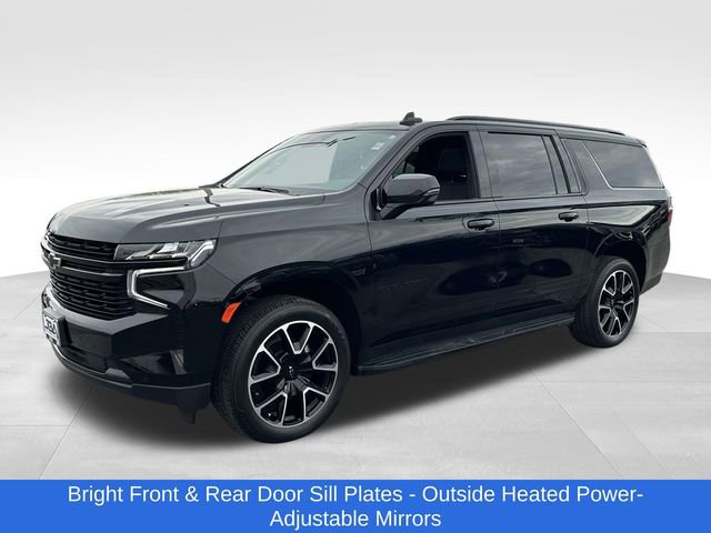 Used 2024 Chevrolet Suburban RST w/ Luxury Package image 22