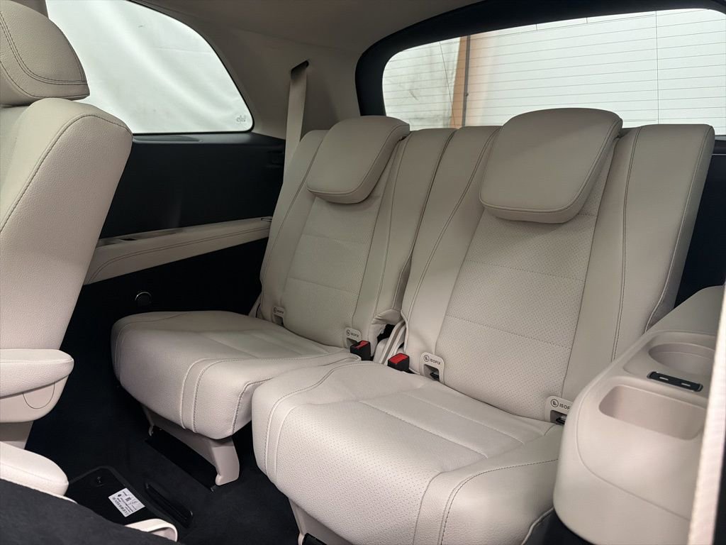 New 2026 Mercedes-Benz GLS 450 image 24