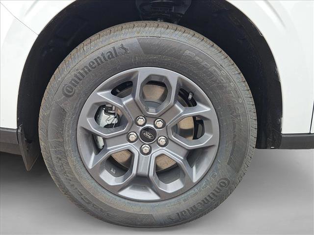 New 2025 Ford Maverick XLT w/ XLT Luxury Package image 10