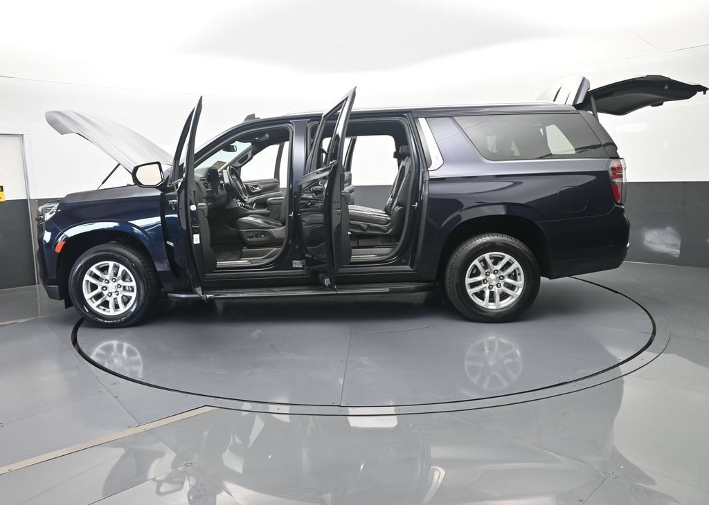 Used 2024 Chevrolet Suburban LT AWD/4WD image 75