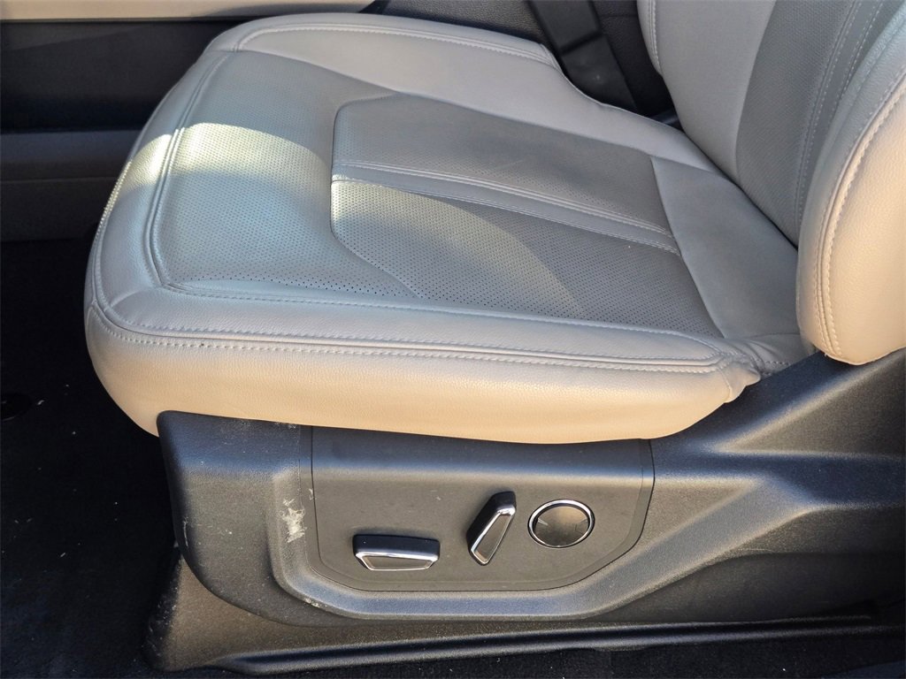 Used 2024 Ford Expedition Limited image 18