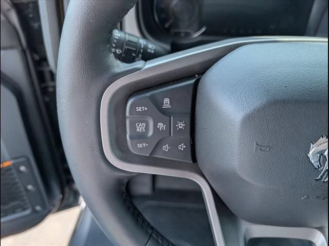 Used 2024 Ford Bronco Badlands AWD/4WD image 6