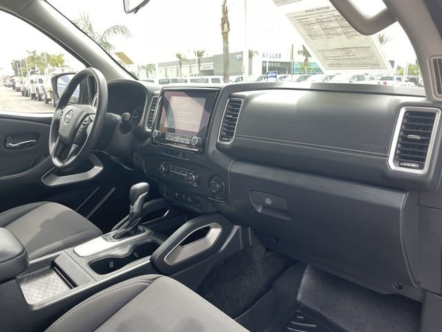 Used 2022 Nissan Frontier SV w/ Technology Package RWD image 27