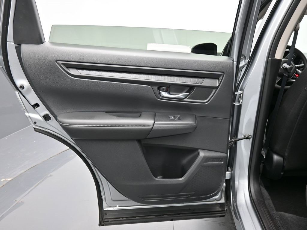 Certified 2025 Honda CR-V LX image 34
