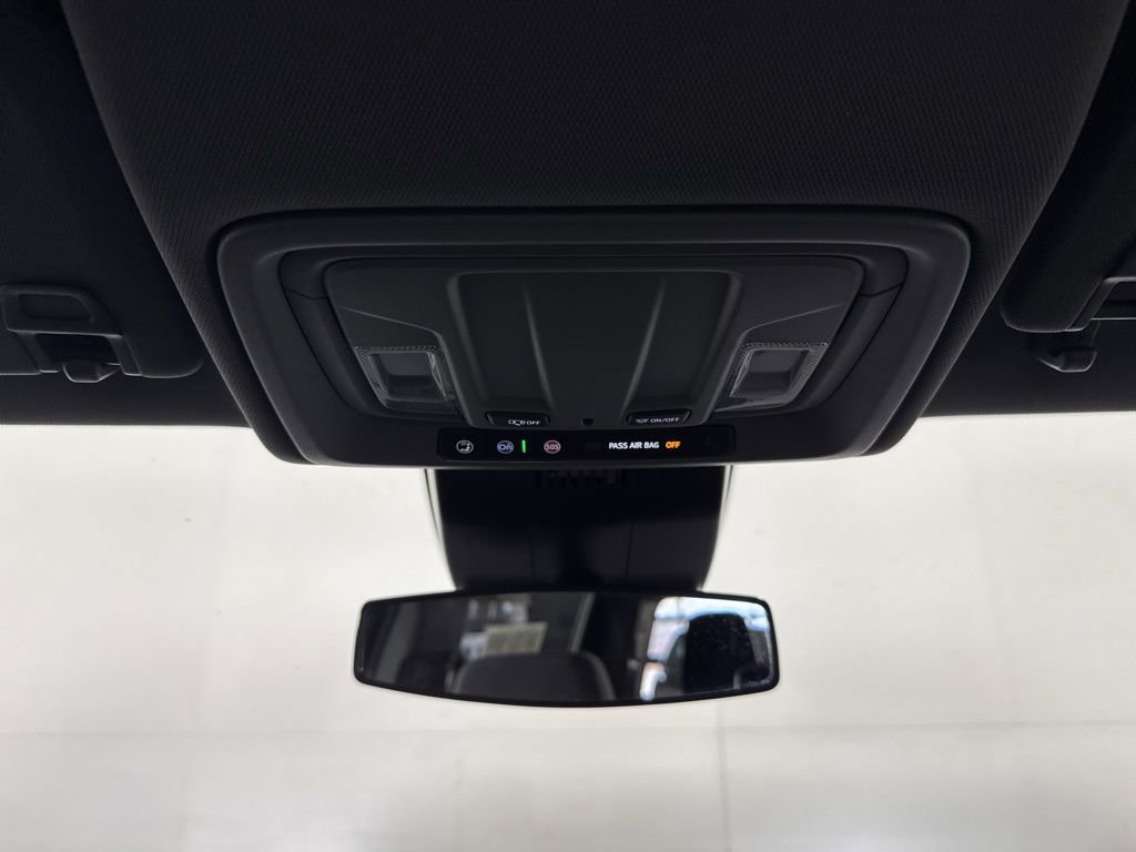 Used 2023 Chevrolet Silverado 1500 LT w/ Protection Package AWD/4WD image 30