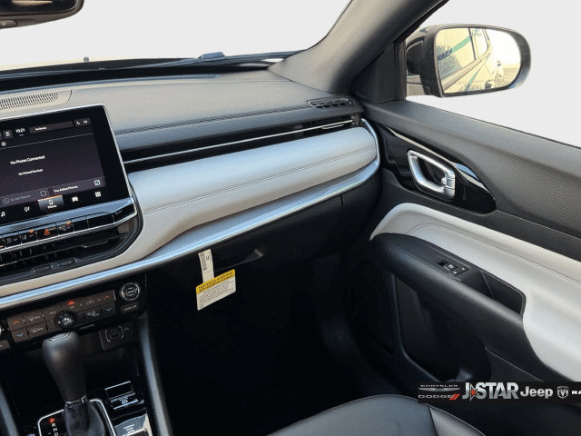 New 2026 Jeep Compass Limited AWD/4WD image 18