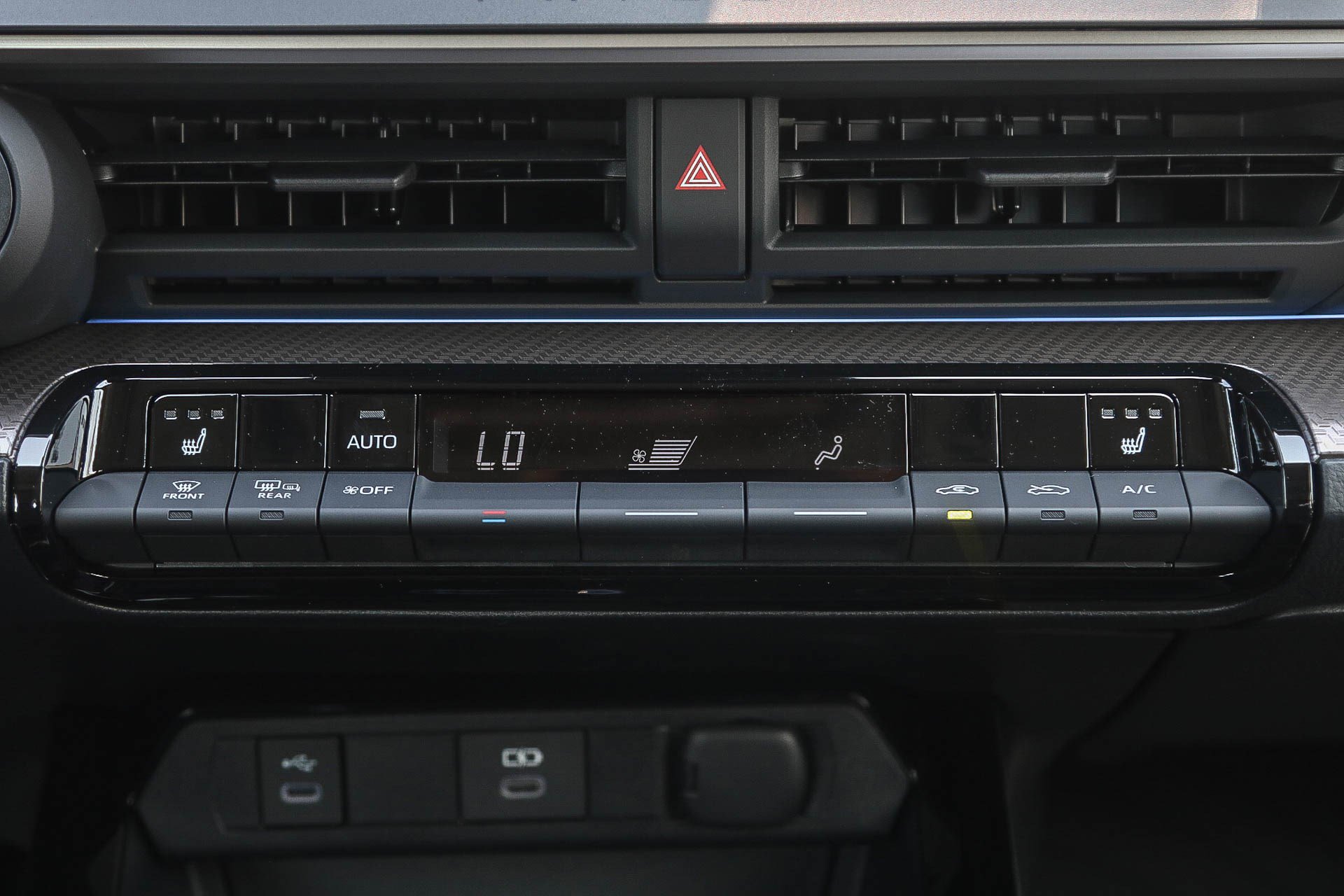 New 2026 Toyota Prius XLE image 18