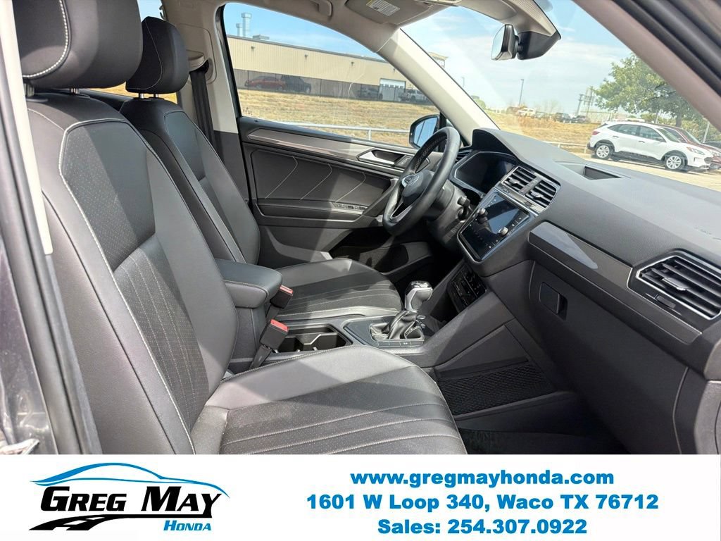 Used 2023 Volkswagen Tiguan SE FWD image 35