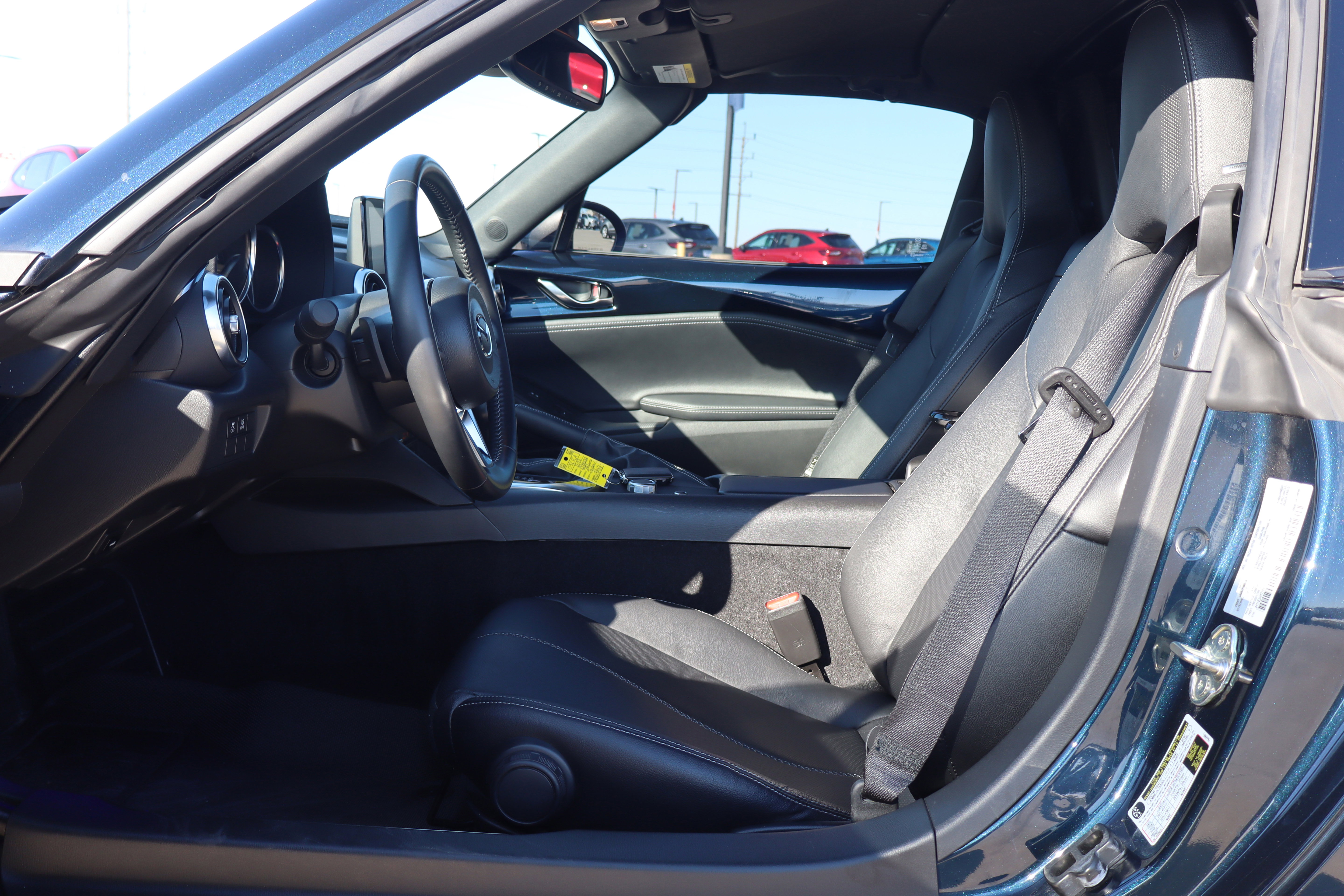 Used 2022 MAZDA MX-5 Miata RF Grand Touring image 9