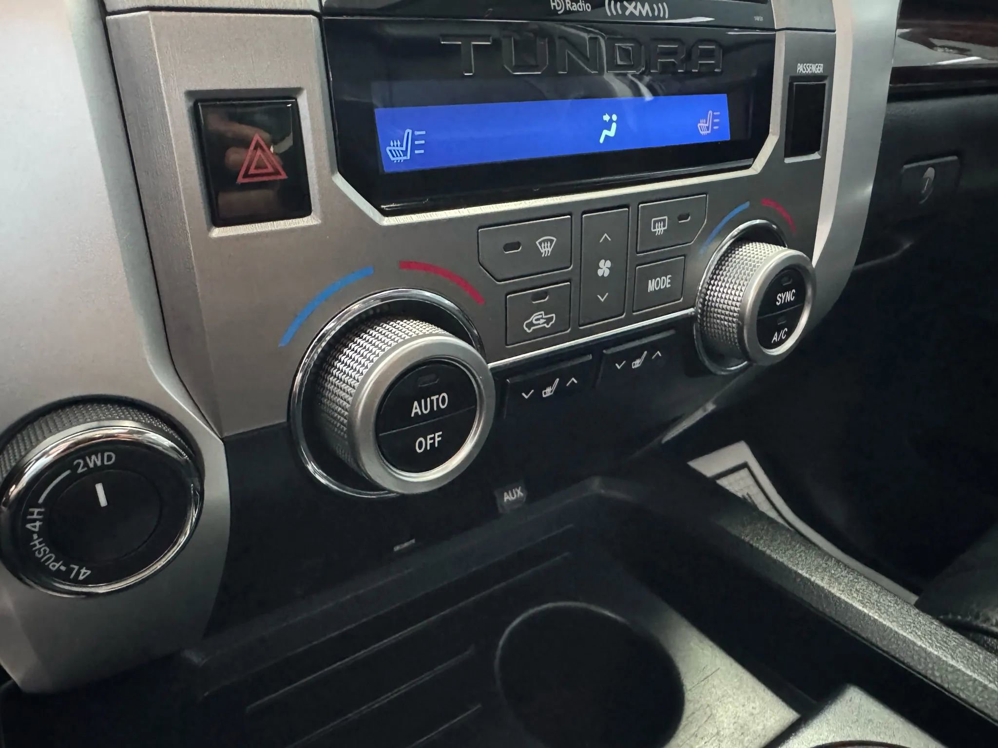 Used 2017 Toyota Tundra Limited w/ Limited Premium Package AWD/4WD image 27