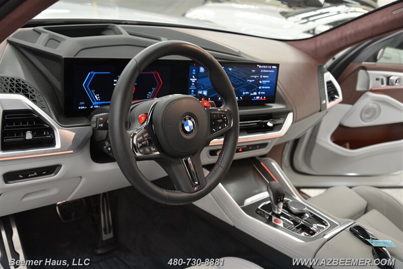 Used 2024 BMW XM AWD/4WD image 16