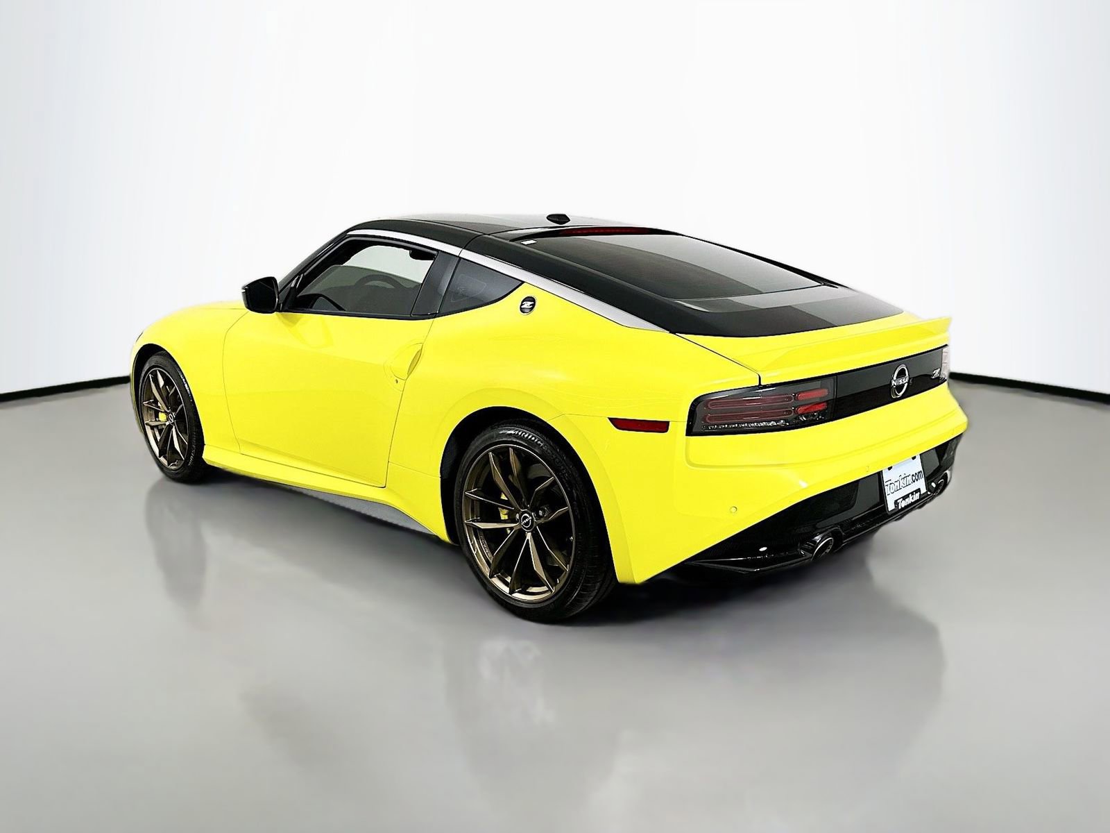 Used 2023 Nissan Z w/ Floor Mat Package (L93) RWD image 5