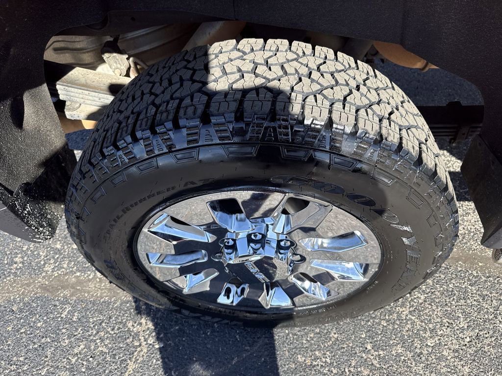 Certified 2022 GMC Sierra 2500 SLT w/ SLT Preferred Package image 40