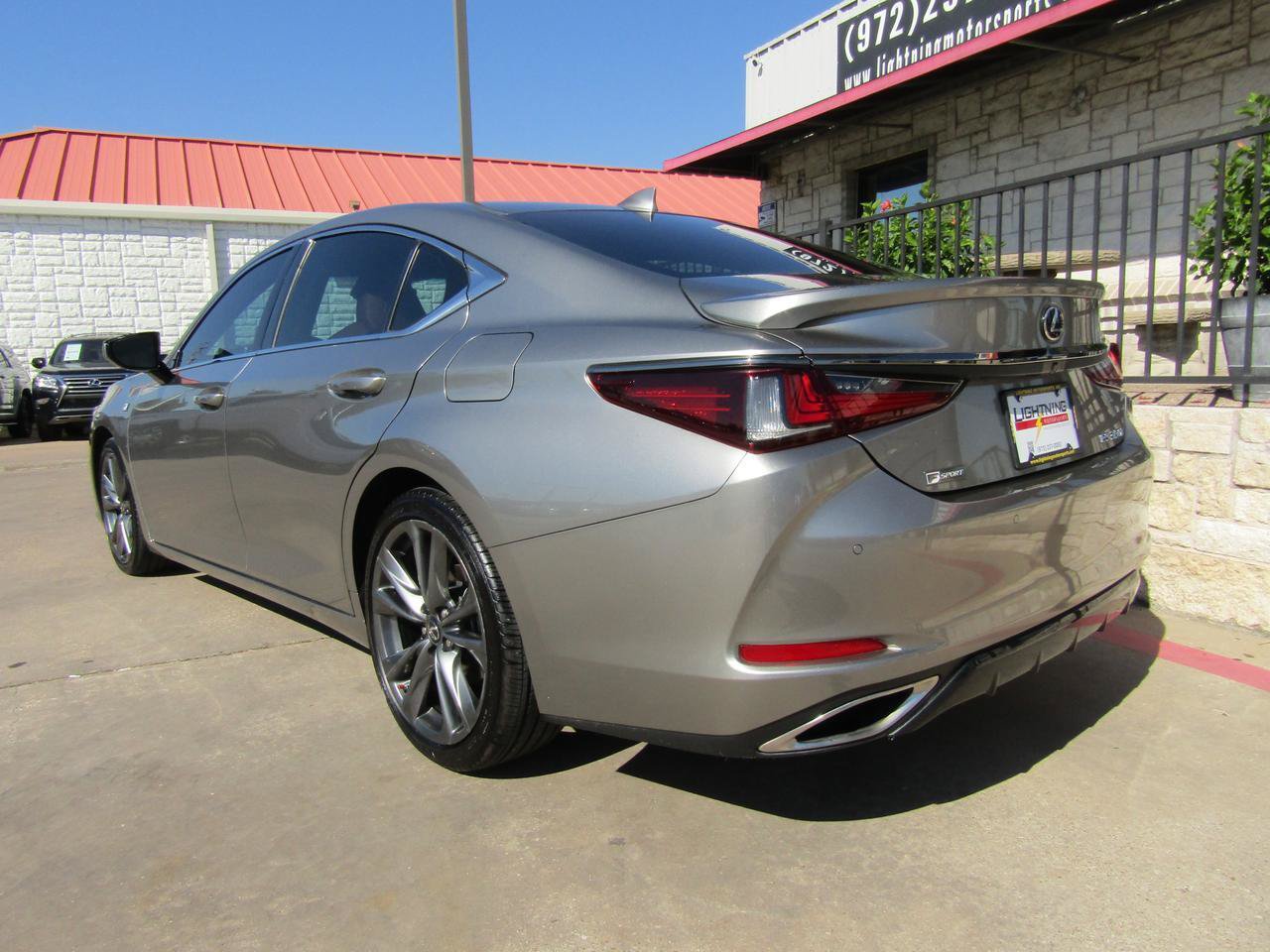 Used 2019 Lexus ES 350 F Sport w/ Accessory Package 2 FWD image 3