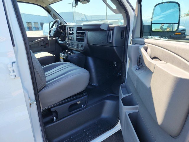New 2025 Chevrolet Express 2500 WT w/ Enhanced Convenience Package image 7