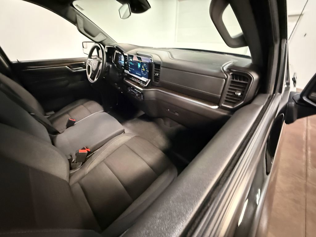 Used 2024 Chevrolet Silverado 1500 RST w/ Z71 Off-Road Package image 60