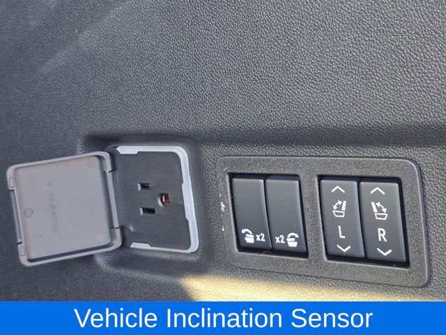 New 2026 Chevrolet Suburban High Country image 17