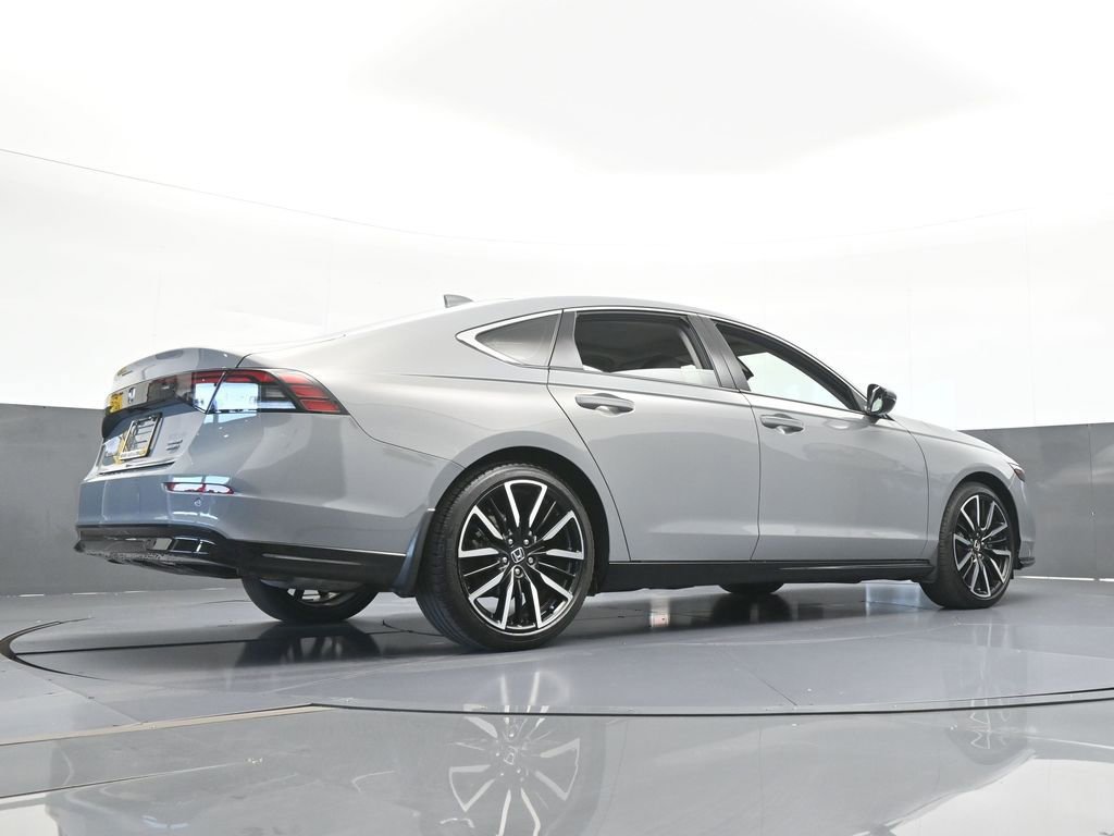 Used 2024 Honda Accord Touring image 57