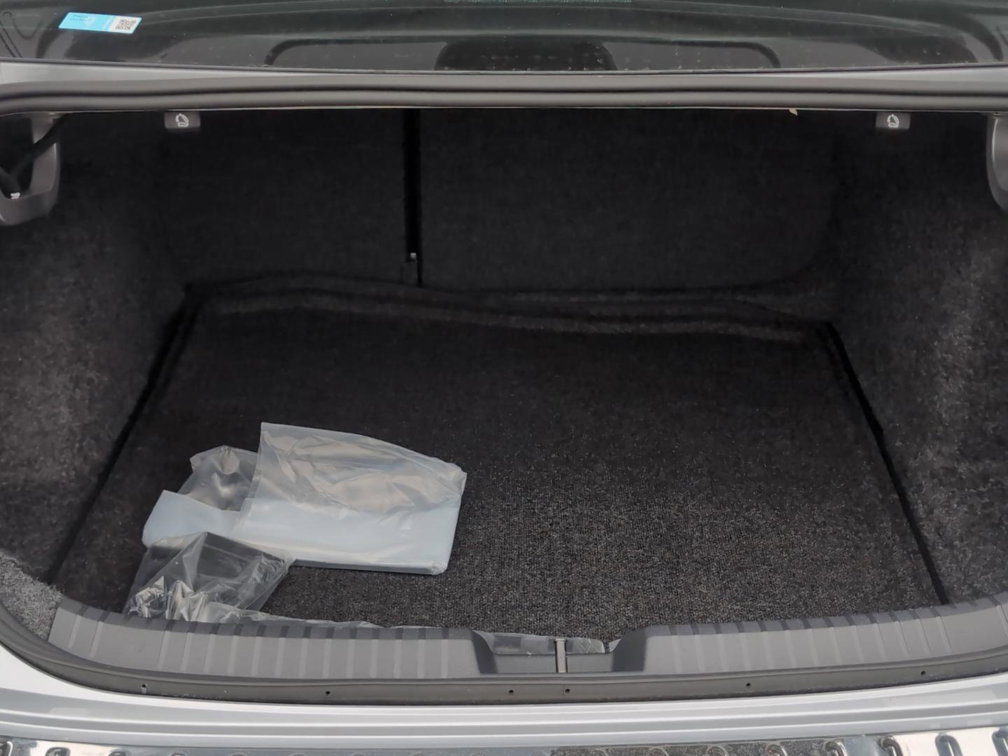 Used 2025 Volkswagen Jetta S image 10