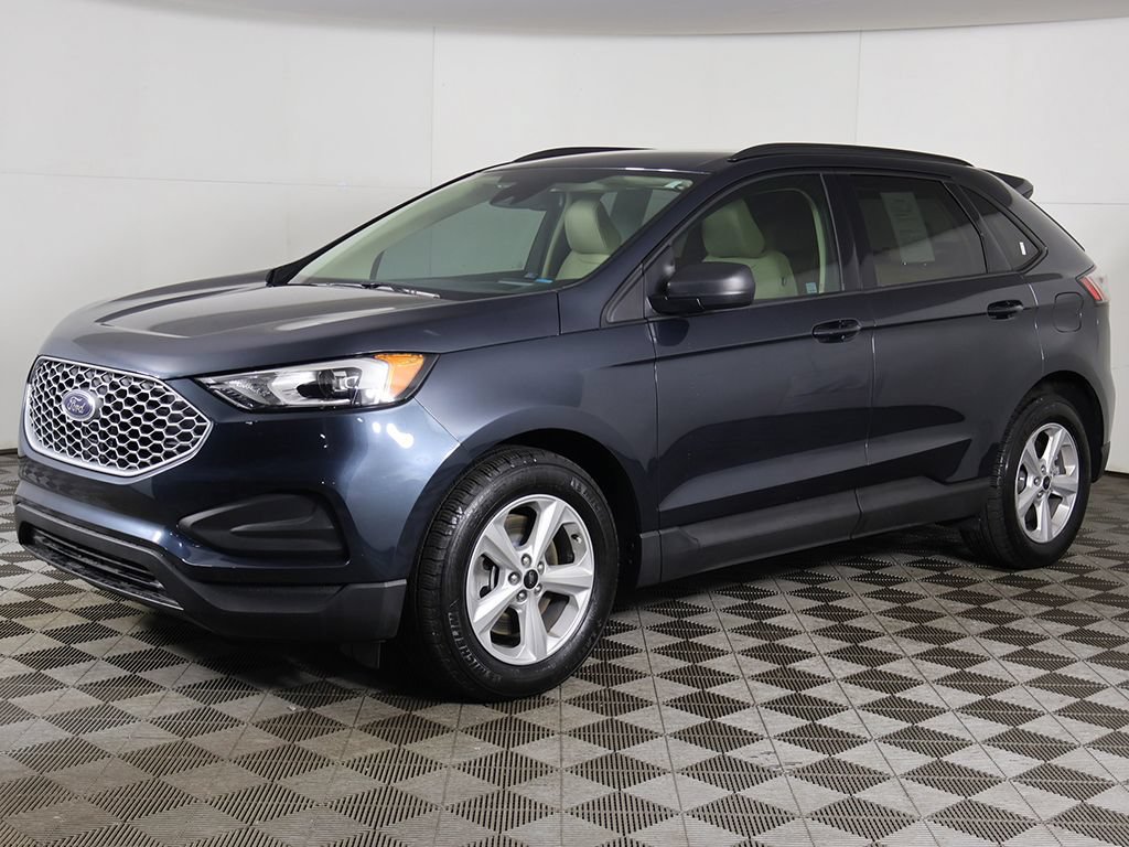 Used 2024 Ford Edge SE AWD/4WD image 5