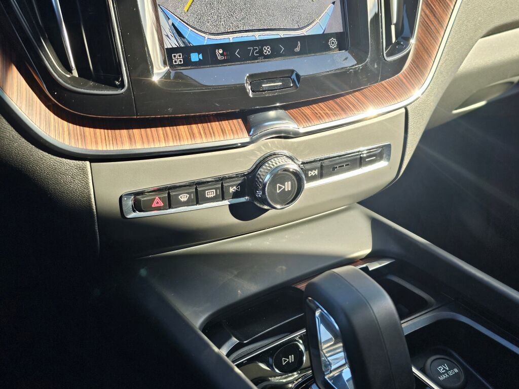 Used 2024 Volvo XC60 T8 Plus w/ Protection Package Premier image 36