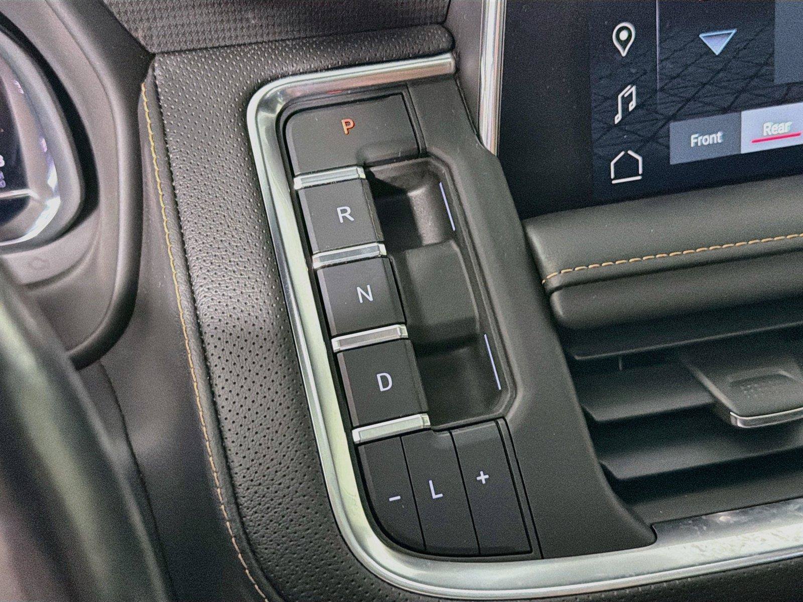 Used 2022 GMC Yukon XL AT4 AWD/4WD image 23