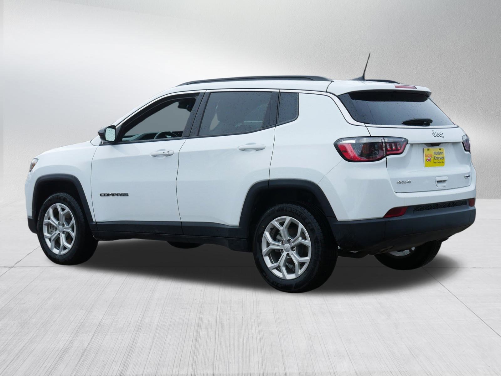 Certified 2024 Jeep Compass Latitude image 5