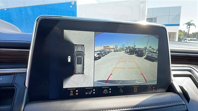 Used 2024 Chevrolet Suburban High Country w/ Advanced Technology Package image 19