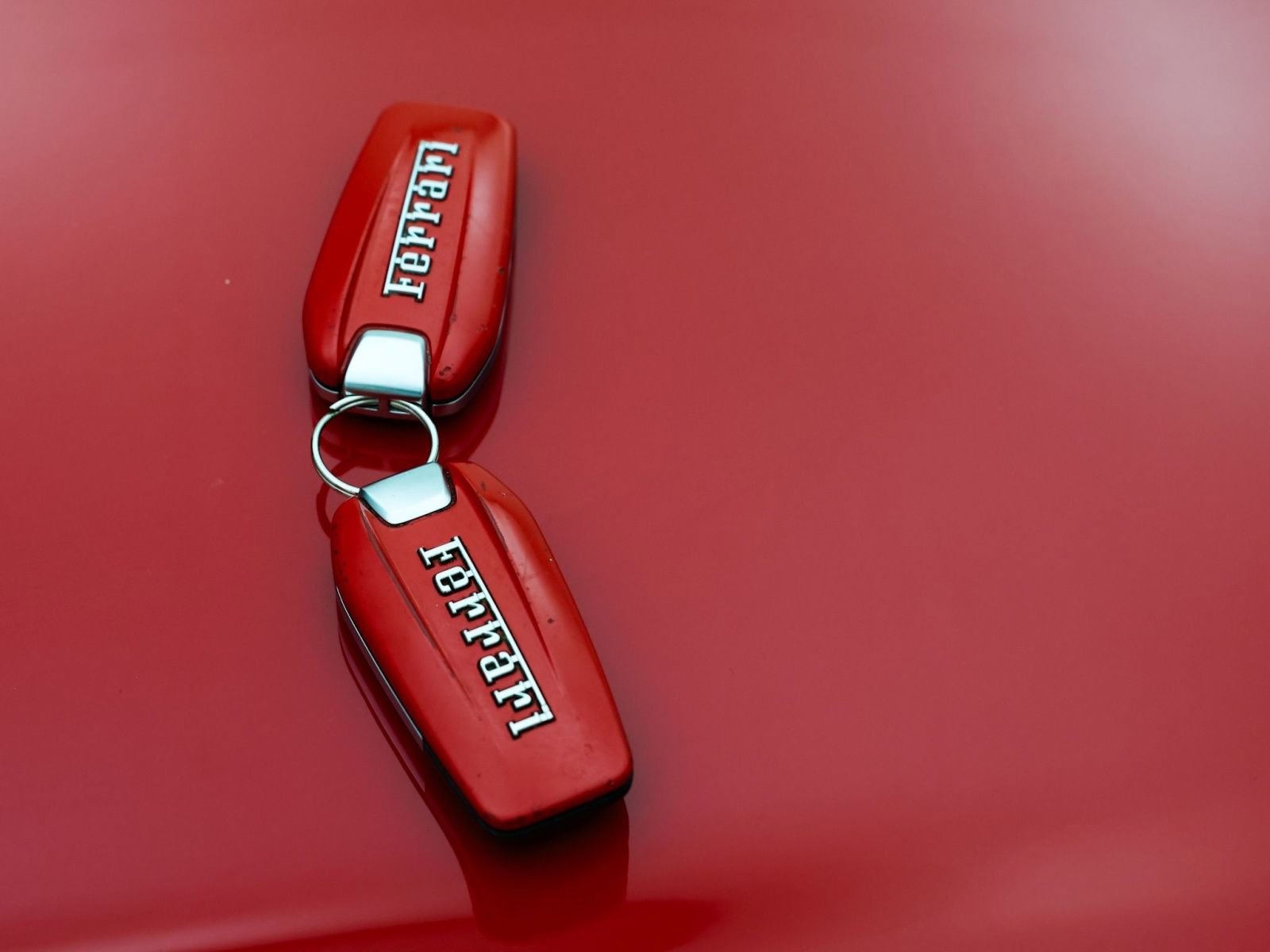 Used 2021 Ferrari F8 Tributo RWD image 21