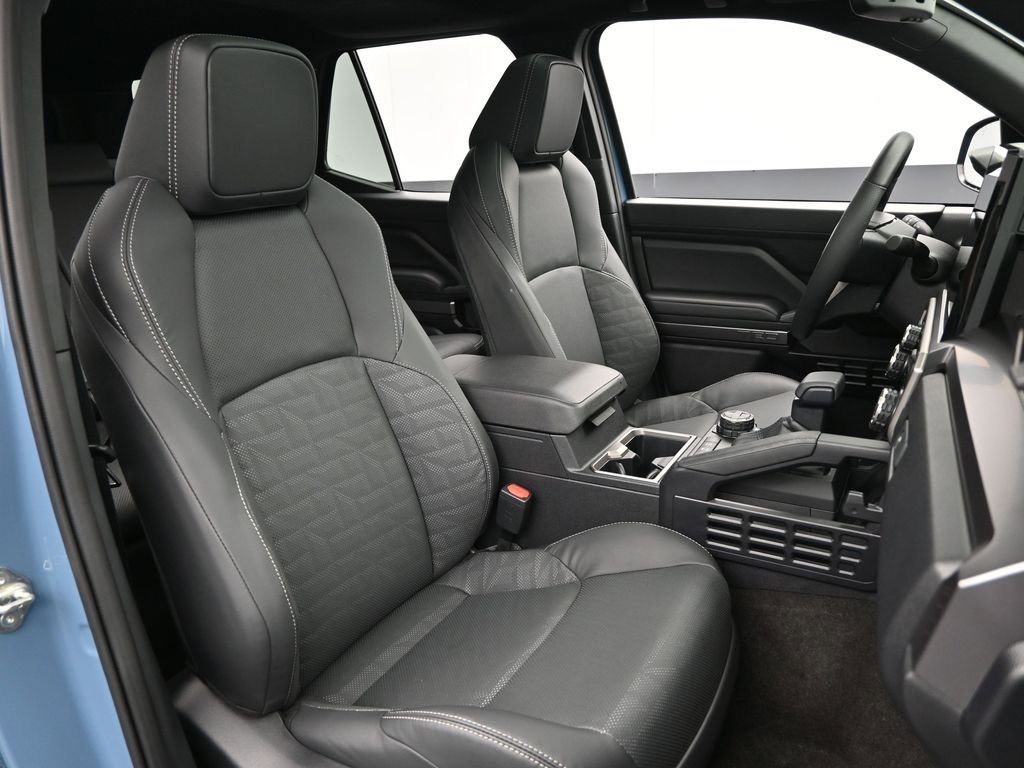 Used 2025 Toyota 4Runner TRD Off-Road Premium image 31