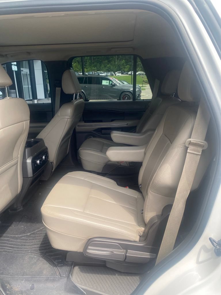 Used 2021 Ford Expedition XLT RWD image 6