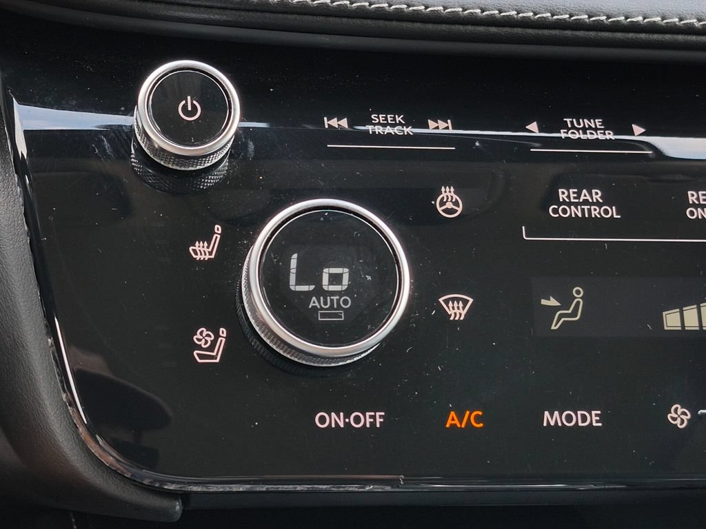 Used 2023 INFINITI QX60 Luxe w/ Cargo Package FWD image 29