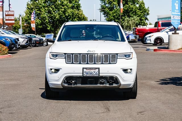 Used 2017 Jeep Grand Cherokee Overland w/ Jeep Active Safety Group AWD/4WD image 7
