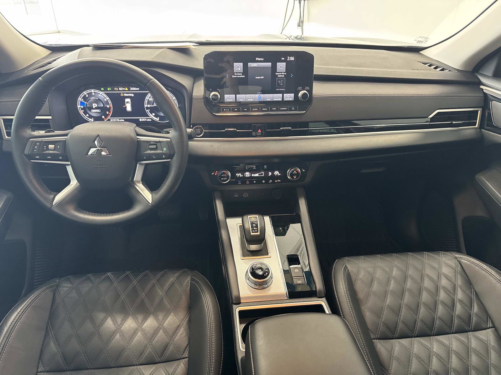 Used 2023 Mitsubishi Outlander SEL FWD image 15