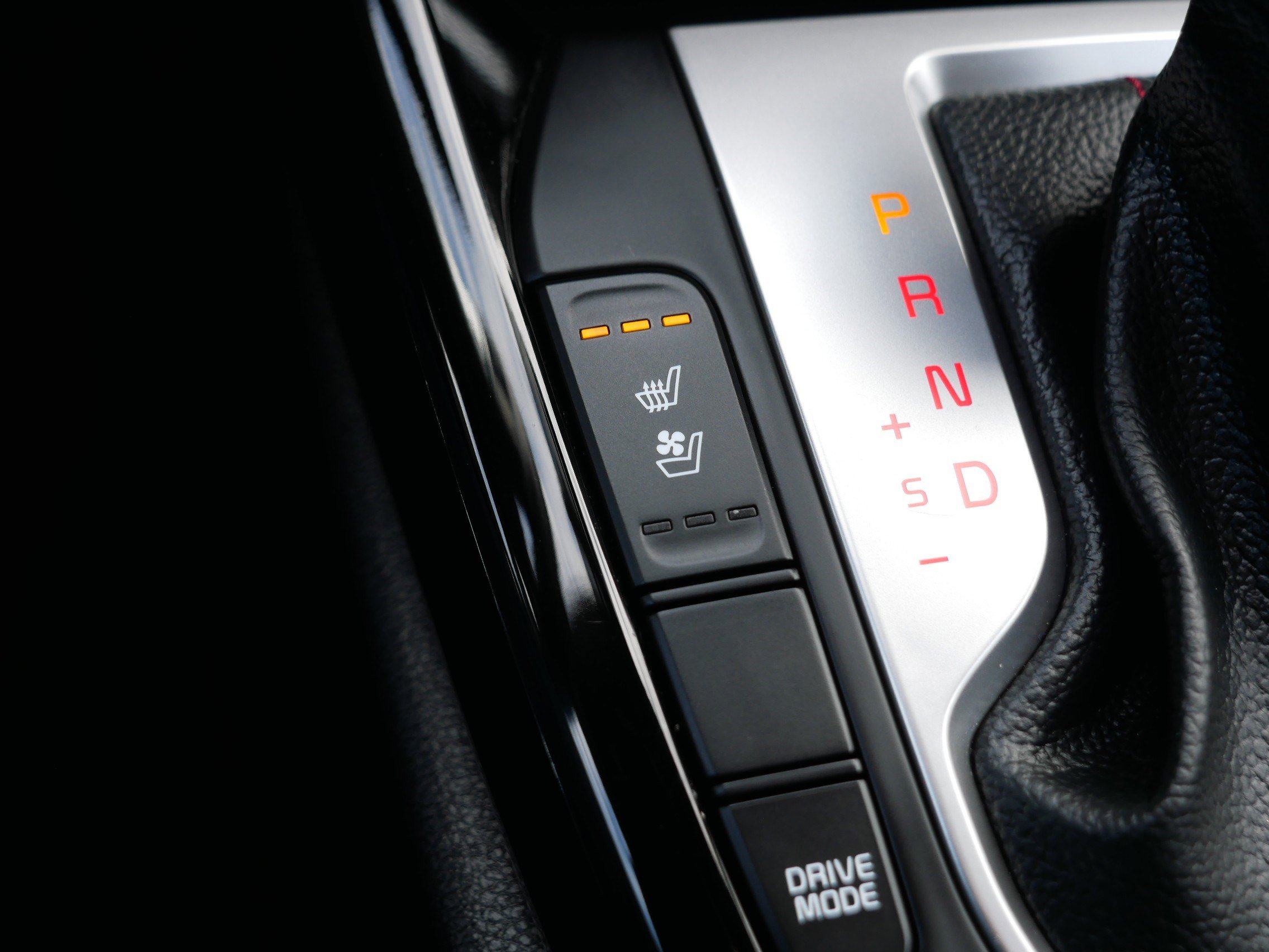 Certified 2023 Kia Forte GT w/ GT2 Package image 28