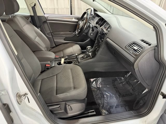 Used 2018 Volkswagen Golf S AWD/4WD image 11