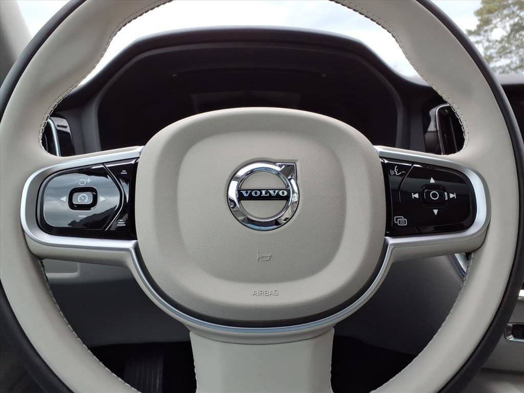 New 2026 Volvo V60 B5 Cross Country Plus w/ Protection Package Premier image 24