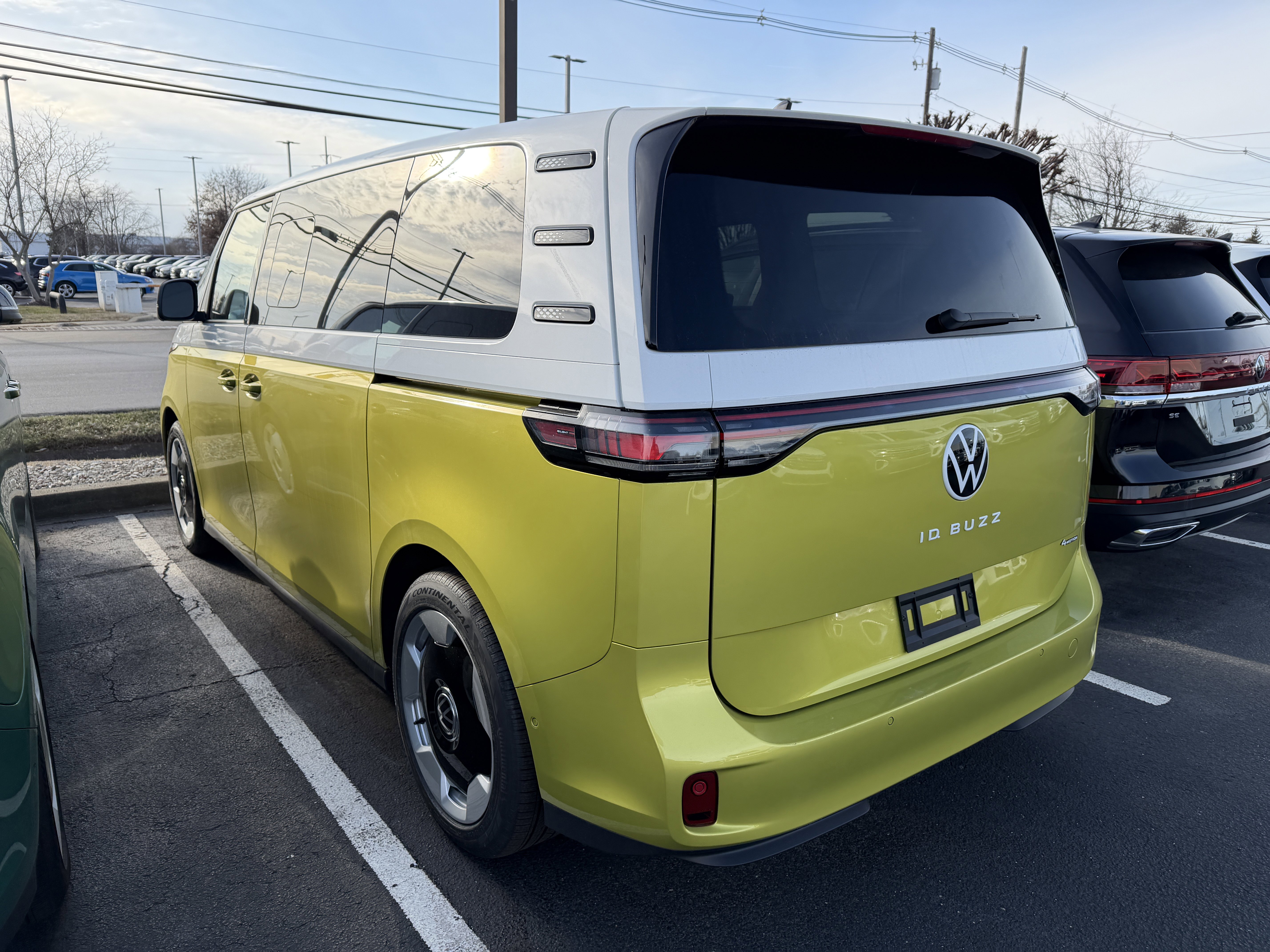 New 2025 Volkswagen ID. Buzz Pro S Plus image 5
