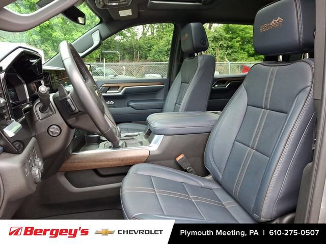 Certified 2023 Chevrolet Silverado 1500 High Country w/ Z71 Off-Road Package AWD/4WD image 16