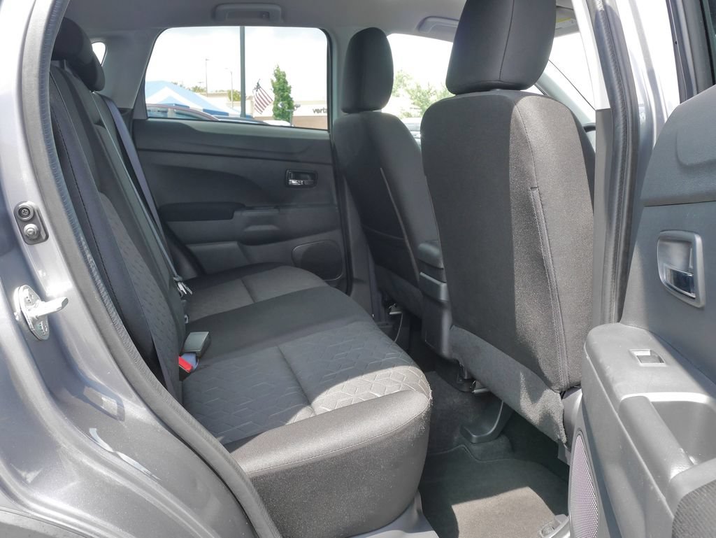 Used 2025 Mitsubishi Outlander Sport ES AWD/4WD image 11