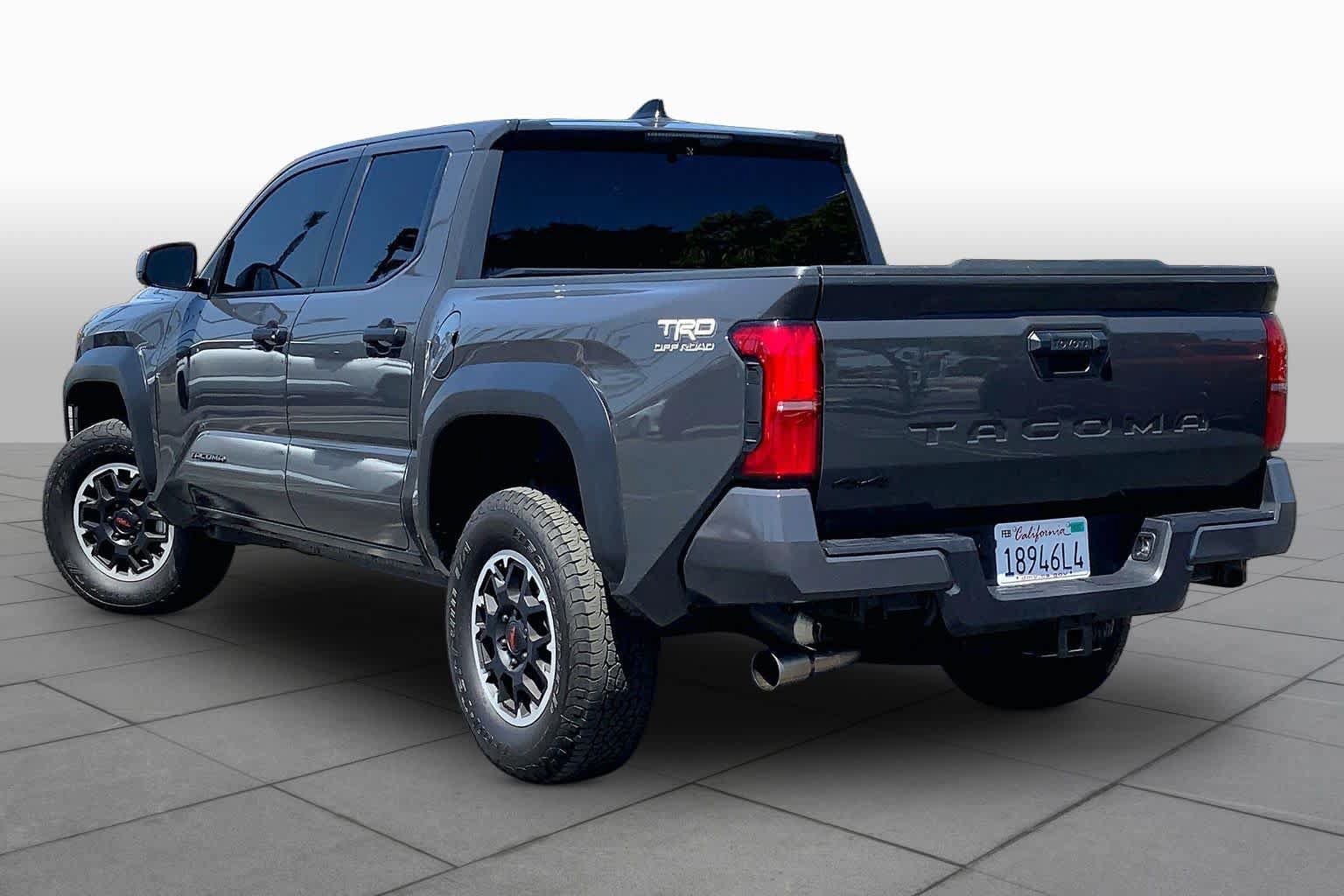 Used 2026 Toyota Tacoma TRD Off-Road AWD/4WD image 11
