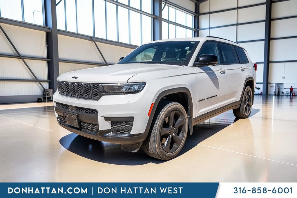 Used 2023 Jeep Grand Cherokee L Laredo AWD/4WD image 27