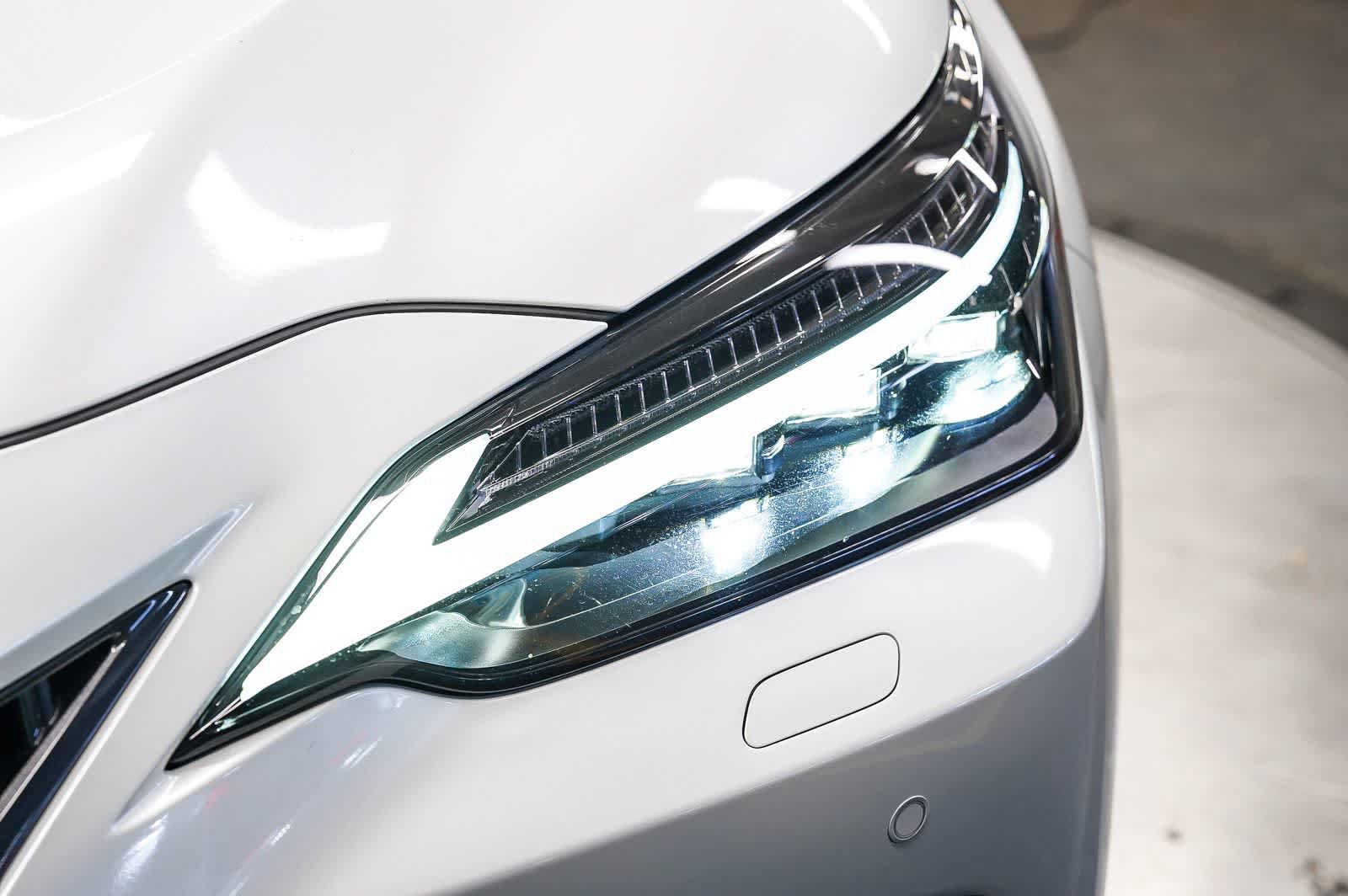 Used 2025 Lexus NX 450h+ AWD w/ Accessory Package (2T) image 7