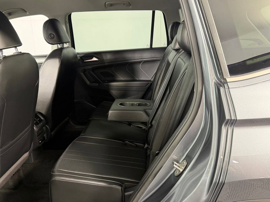 Used 2022 Volkswagen Tiguan SE image 27